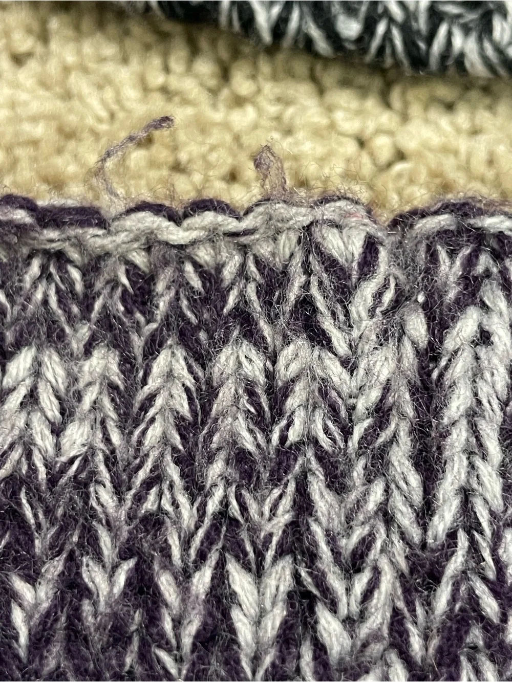 Shiraleah Black, Gray &‎ Magenta Knit Beanie with Fingerless Gloves